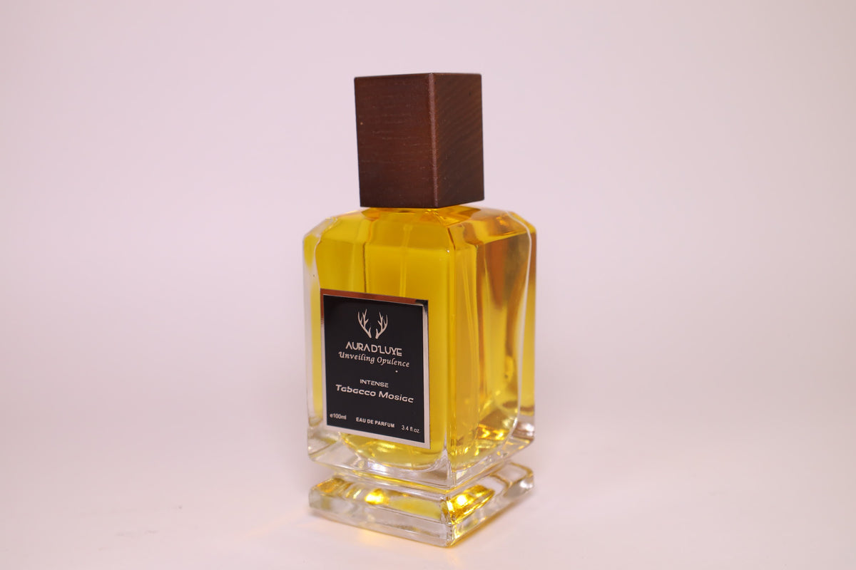 Tobacco Mosaic Eau de Parfum for Men, studio photo